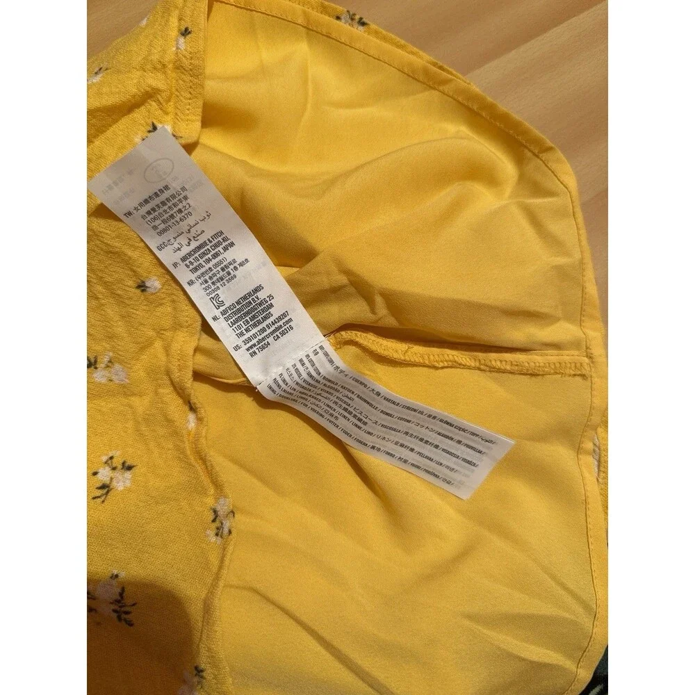 3/$15 Hollister  Womens Summer Dress L Large Yellow Floral Sleeveless Short - Picture 7 of 7